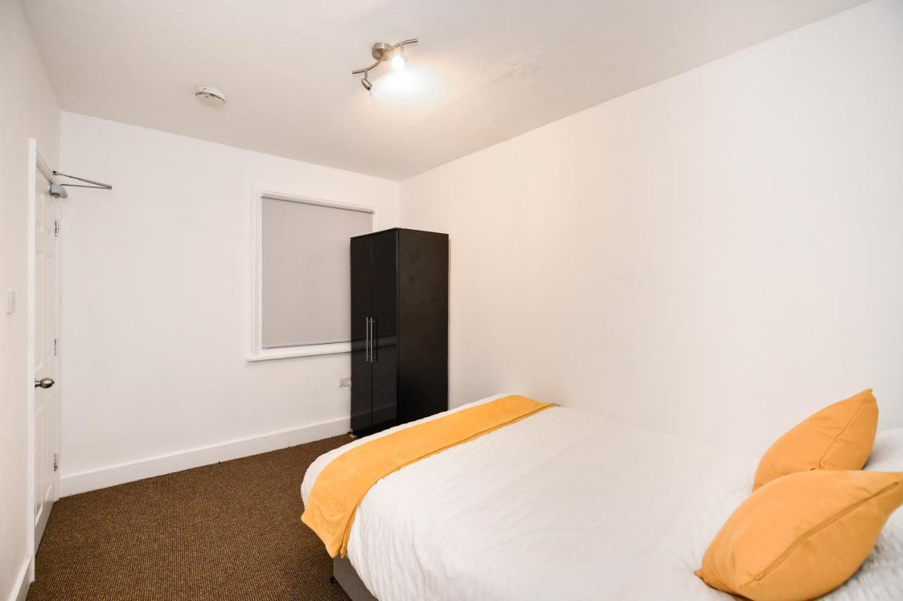 Beautiful Accommodation Near Reading City Centre Bagian luar foto